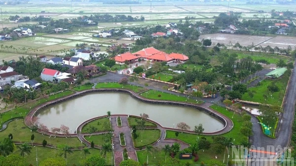 Khu lưu niệm Thủ tướng Phạm Văn Đồng tại xã Mộ Đức (Quảng Ngãi), di tích lịch sử-văn hóa quốc gia.