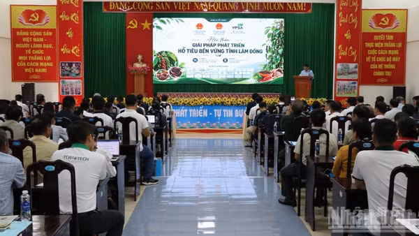 Quang cảnh hội thảo.