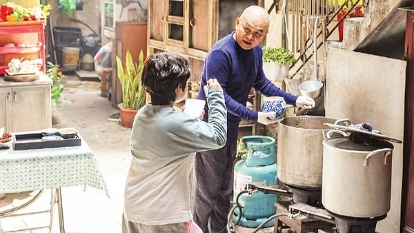 Cảnh trong "Mùi phở" - bộ phim thu hút khán giả dịp đầu năm 2026. (Ảnh: MINH ANH)