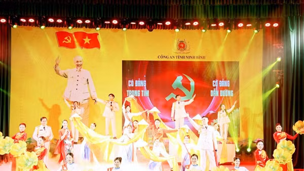 Quang cảnh vòng thi chung khảo.