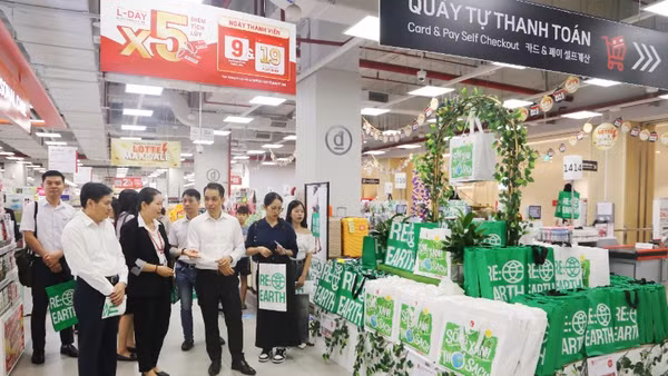 Thích ứng ESG để vượt "rào cản xanh"