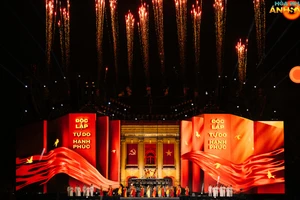 Hòa nhạc Ánh sáng - Chào năm mới 2026 thắp sáng bầu trời Thủ đô.