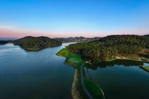 Trang An Golf & Resort - Tinh hoa hội tụ của golf, văn hóa và thiên nhiên Ninh Bình
