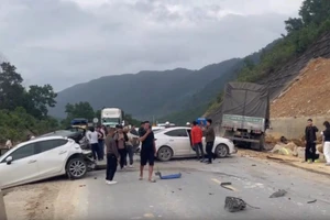 Hiện trường một vụ tai nạn giao thông tại thành phố Đà Nẵng. (Ảnh: TRẦN THI)