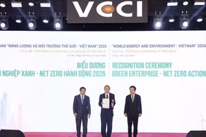 SABECO được vinh danh Top 1 "Doanh nghiệp xanh-Net Zero hành động 2026" tại Diễn đàn Năng lượng và Môi trường Thế giới-Việt Nam. (Ảnh: VCCI)