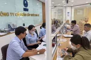 Công ty Cổ phần Cấp nước Nhà Bè sử dụng App chăm sóc khách hàng kết hợp giải quyết thủ tục trực tiếp tạo nhiều “kênh” tương tác tiện lợi, nhanh chóng, hiệu quả cho khách hàng.