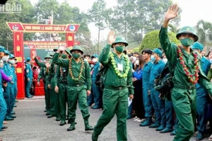 Cần sửa đổi quy định hồ sơ tạm hoãn nhập ngũ theo hướng số hóa, cho phép liên thông dữ liệu số quốc gia. (Ảnh: Báo Nhân Dân)