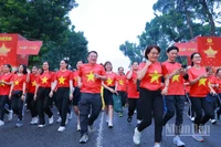 Người dân Thành phố Hồ Chí Minh tham dự sự kiện “1 tỷ bước chân vào kỷ nguyên mới”.