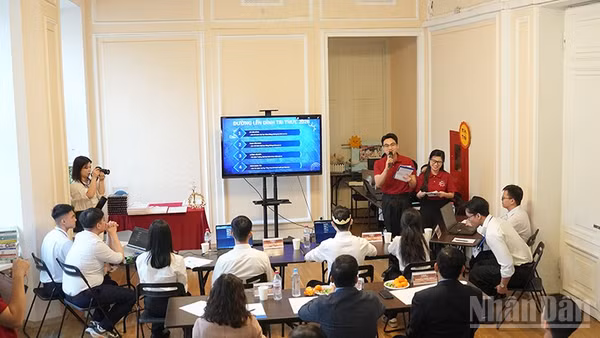 Chung kết Cuộc thi “Đường lên đỉnh tri thức” với chủ đề “Thanh niên Việt Nam: Bản lĩnh Việt-hội nhập Nga-vươn tầm thế giới”.