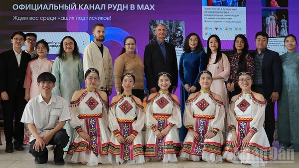 Lễ khai mạc Tuần lễ Văn hóa Việt Nam tại RUDN năm 2026 với chủ đề “Tinh hoa”. (Ảnh: XUÂN HƯNG)