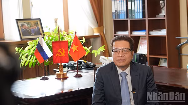Đại sứ Việt Nam tại Liên bang Nga Đặng Minh Khôi. (Ảnh: XUÂN HƯNG)