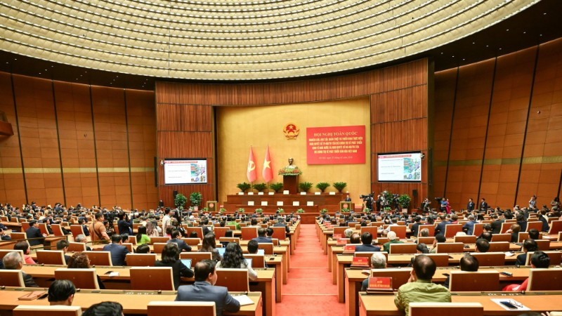 Đồng chí Trịnh Văn Quyết, Ủy viên Bộ Chính trị, Bí thư Trung ương Đảng, Trưởng ban Tuyên giáo và Dân vận Trung ương truyền đạt chuyên đề "Nội dung trọng tâm, cốt lõi của Nghị quyết số 80-NQ/TW, ngày 7/1/2026 của Bộ Chính trị về phát triển văn hóa Việt Nam". (Ảnh: DUY LINH)