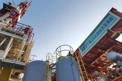 Hệ thống thu hồi và lưu trữ carbon trên giàn khoan dầu Enping 15-1 ở ngoài khơi cách Thâm Quyến (Trung Quốc) 200km về phía tây nam ngày 1/6/2023. (Ảnh: THX/TTXVN)