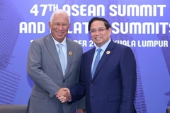Thủ tướng Chính phủ Phạm Minh Chính và Chủ tịch Hội đồng châu Âu Antonio Costa. (Ảnh: VGP/Nhật Bắc)