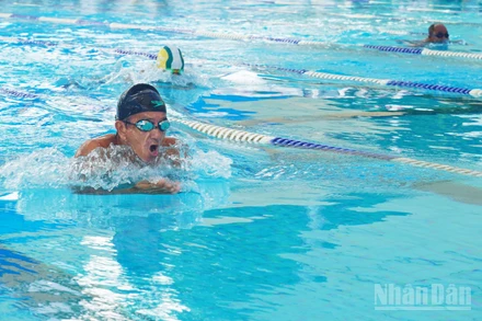 Sự kiện quy tụ gần 170 vận động viên là hội viên, người cao tuổi thường xuyên tập luyện tại các câu lạc bộ, trung tâm thể thao cùng các đơn vị hệ không chuyên trong và ngoài Thành phố.