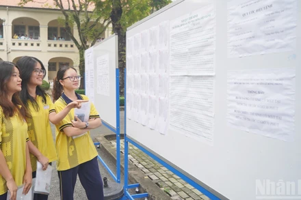 Gần 100 nghìn thí sinh tại Thành phố Hồ Chí Minh thi môn Ngữ văn.