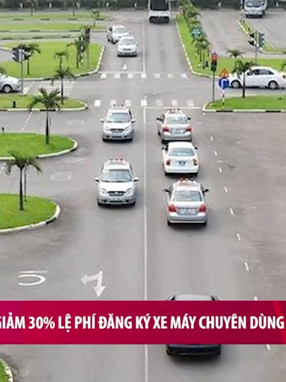 [Video] Đề xuất giảm 30% lệ phí đăng ký xe máy chuyên dùng khi làm trực tuyến