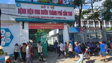 Bệnh viện Ung bướu Cần Thơ điều trị cho người bệnh ung bướu toàn khu vực Đồng bằng sông Cửu Long. 