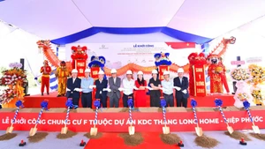 Block Fiesta chính thức khởi công nhân dịp Kỷ niệm 80 năm Cách mạng tháng Tám và Quốc khánh 2/9. (Ảnh: TLRG)