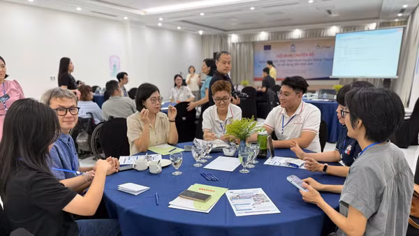 Hội thảo chuyên đề “Ngôn từ và Góc máy: Thực hành truyền thông tiếp cận từ nội dung đến hình ảnh” được tổ chức tại Hà Nội. (Ảnh: HÀ NHUNG)