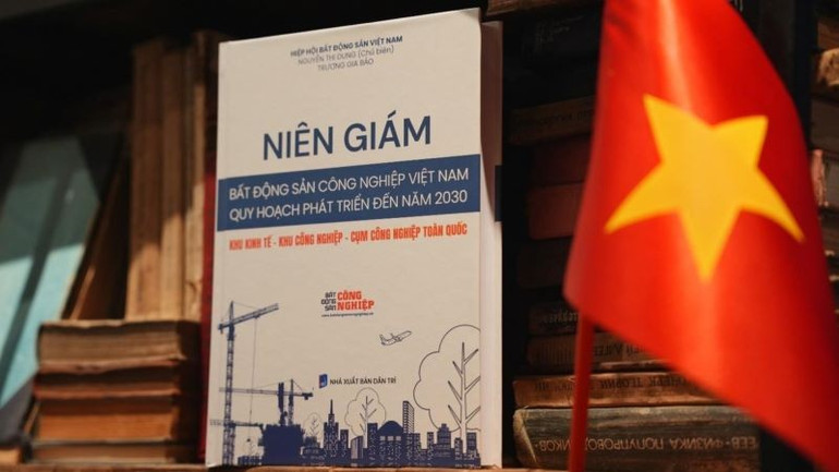 Niên giám Bất động sản công nghiệp Việt Nam, quy hoạch phát triển đến năm 2030. (Ảnh: PV) niengiambds.jpg