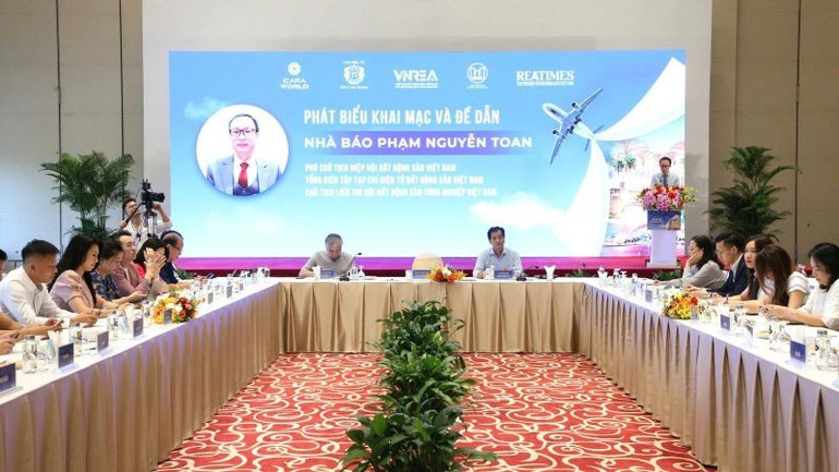 Hội thảo thu hút đông đảo chuyên gia, nhà quản lý tham dự. hoithaodothi1.jpg