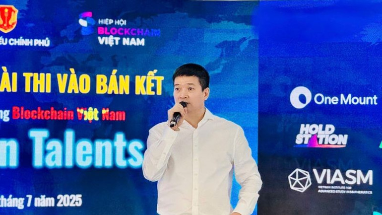Ông Nguyễn Đức Trung, Chủ tịch Công ty 1Matrix, Chủ tịch Hiệp hội Blockchain Việt Nam. (Ảnh: HNV) blockchain2.jpg