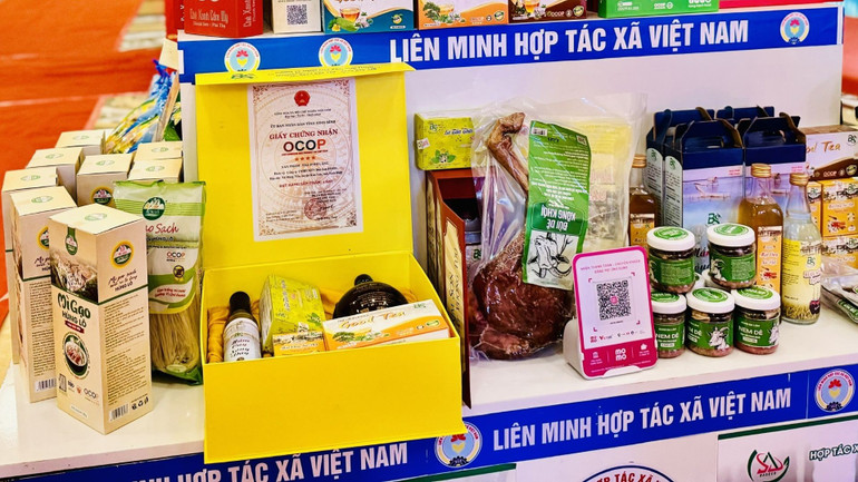 OCOP បានបញ្ជាក់ពីម៉ាករបស់ខ្លួន និងបង្កើនតម្លៃរបស់វាកាន់តែខ្លាំងឡើង។ ocop6.jpg