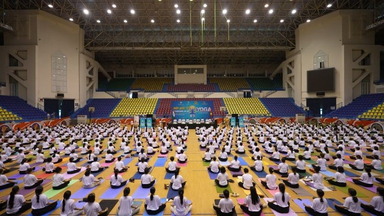 Hơn 1.000 người tham gia đồng diễn Yoga ngày 21/6 tại Hà Nội. (Ảnh: BTC) dongdienyoga2.jpg