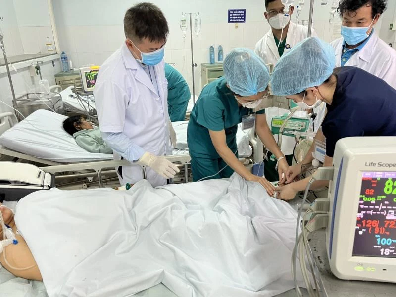 Cục An toàn thực phẩm khẩn cấp chỉ đạo xử lý vụ nghi ngờ ngộ độc botulinum tại Đà Nẵng