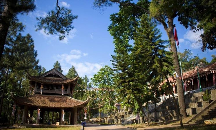 Chùa Trăm Gian là thắng cảnh nổi tiếng của Hà Nội. 1061.jpg