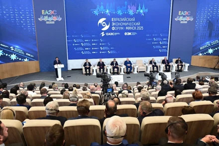 Diễn đàn Kinh tế Á-Âu được tổ chức tại Belarus.