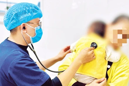 Khoảng hai tuần trở lại đây tại các bệnh viện ghi nhận số ca mắc cúm A phải nhập viện điều trị tăng cao, phần lớn là trẻ em.