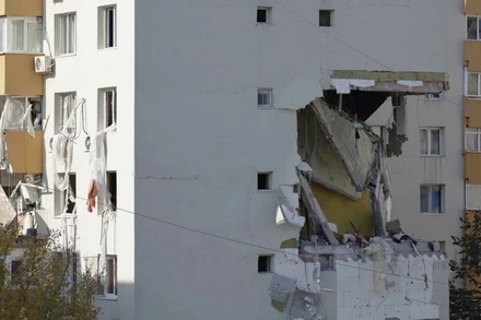 Vụ nổ gây hư hại 2 tầng của một tòa nhà chung cư. (Nguồn: EPA)