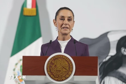 Tổng thống Mexico Claudia Sheinbaum đã tái khẳng định tầm quan trọng của việc duy trì sự đoàn kết của khu vực Mỹ Latinh và Caribe, đồng thời nhận định đây là thời điểm thích hợp để thảo luận về chủ đề này tại Hội nghị thượng đỉnh lần thứ IX của Cộng đồng các quốc gia Mỹ Latinh và Caribe (CELAC). (Ảnh: TTXVN)