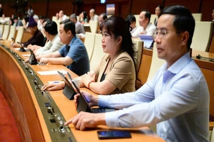 Quốc hội chính thức thông qua dự án Luật sửa đổi, bổ sung một số điều của Luật Chất lượng sản phẩm, hàng hóa. (Ảnh: MAI HÀ)