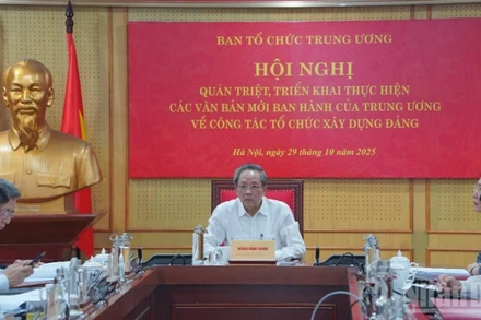 Ban Tổ chức Trung ương quán triệt các văn bản mới ban hành của Trung ương về công tác tổ chức xây dựng Đảng.