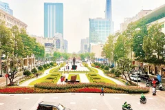 Phố đi bộ Nguyễn Huệ là không gian công cộng điển hình của thành phố.