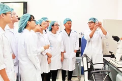 Hoạt động nghiên cứu khoa học tại Đại học Quốc gia Thành phố Hồ Chí Minh.