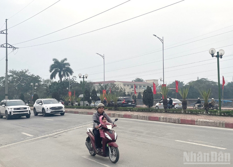 Dự báo Hà Nội từ đêm 8/3 đến sáng 10/3 có mưa, mưa rào rải rác và có nơi có dông; từ tối và đêm 9-10/3 trời chuyển rét. (Ảnh minh họa: ĐT)