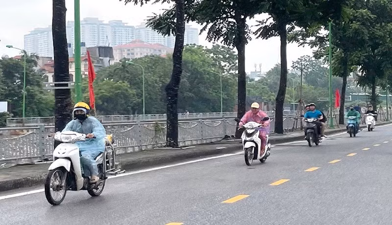 Dự báo khu vực Hà Nội có lúc có mưa rào và dông. (Ảnh minh họa: Đ.T)