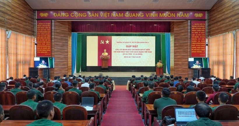 Quang cảnh buổi gặp mặt.