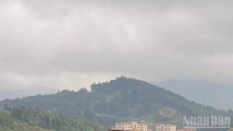 Dự báo Bắc Bộ có mưa rào và dông. (Ảnh minh họa: Đ.T)