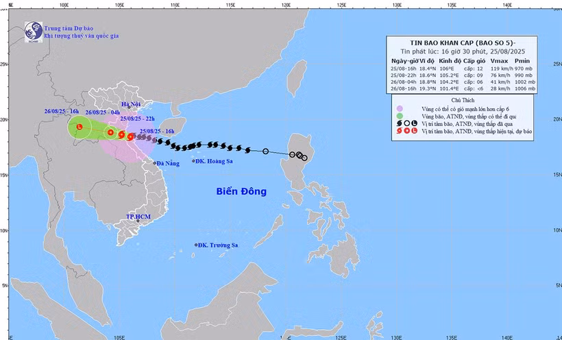 Bản đồ dự báo quỹ đạo và cường độ bão số 5 lúc 16 giờ 30 ngày 25/8.