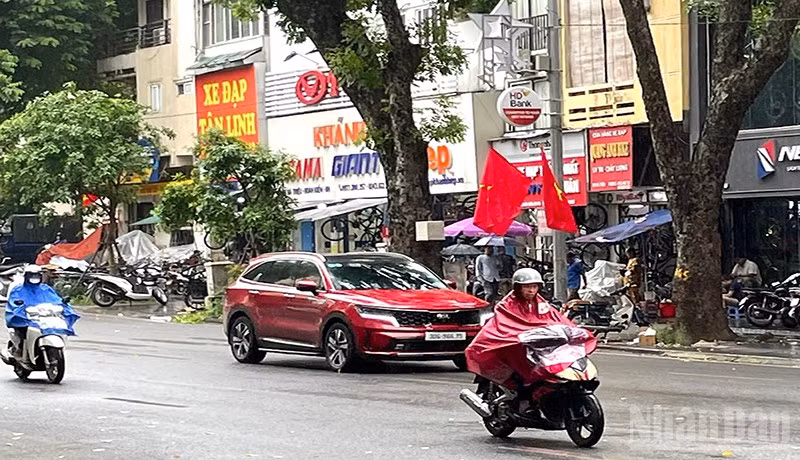 Dự báo khu vực Hà Nội có mưa vừa, mưa to và dông. (Ảnh minh họa: Đ.T)