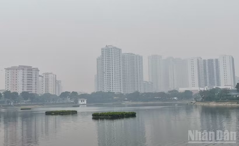 Khu vực Hà Nội có mưa vài nơi, sáng sớm có sương mù và sương mù nhẹ rải rác. (Ảnh minh họa: Đ.T)