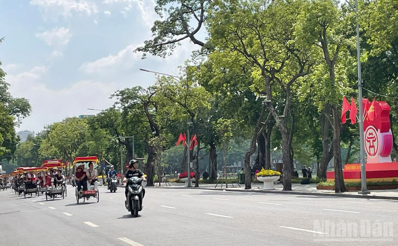 Dự báo khu vực Hà Nội ngày nắng, đêm có mưa. (Ảnh minh họa: Đ.T)