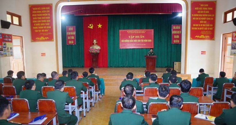Toàn cảnh lớp học.