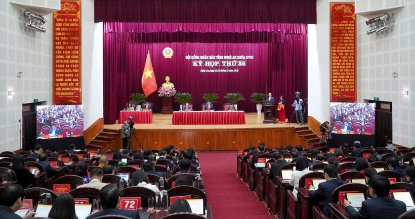 Quang cảnh Kỳ họp thứ 35, Hội đồng nhân dân tỉnh Nghệ An khóa XVIII.