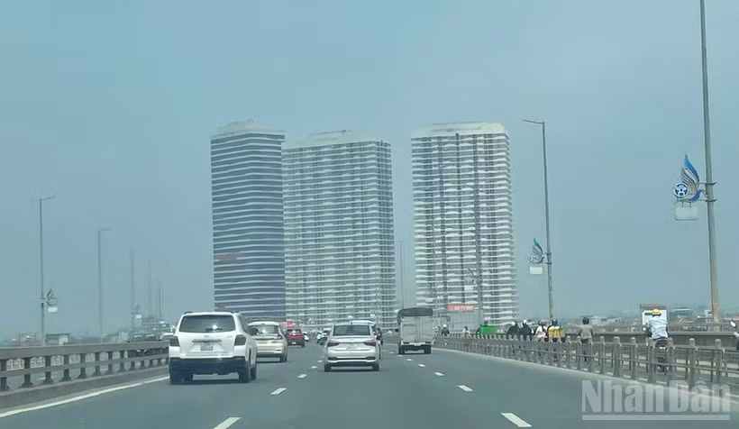 Dự báo khu vực Hà Nội sáng sớm có sương mù nhẹ, trưa chiều giảm mây trời nắng. (Ảnh minh họa: Đ.T).